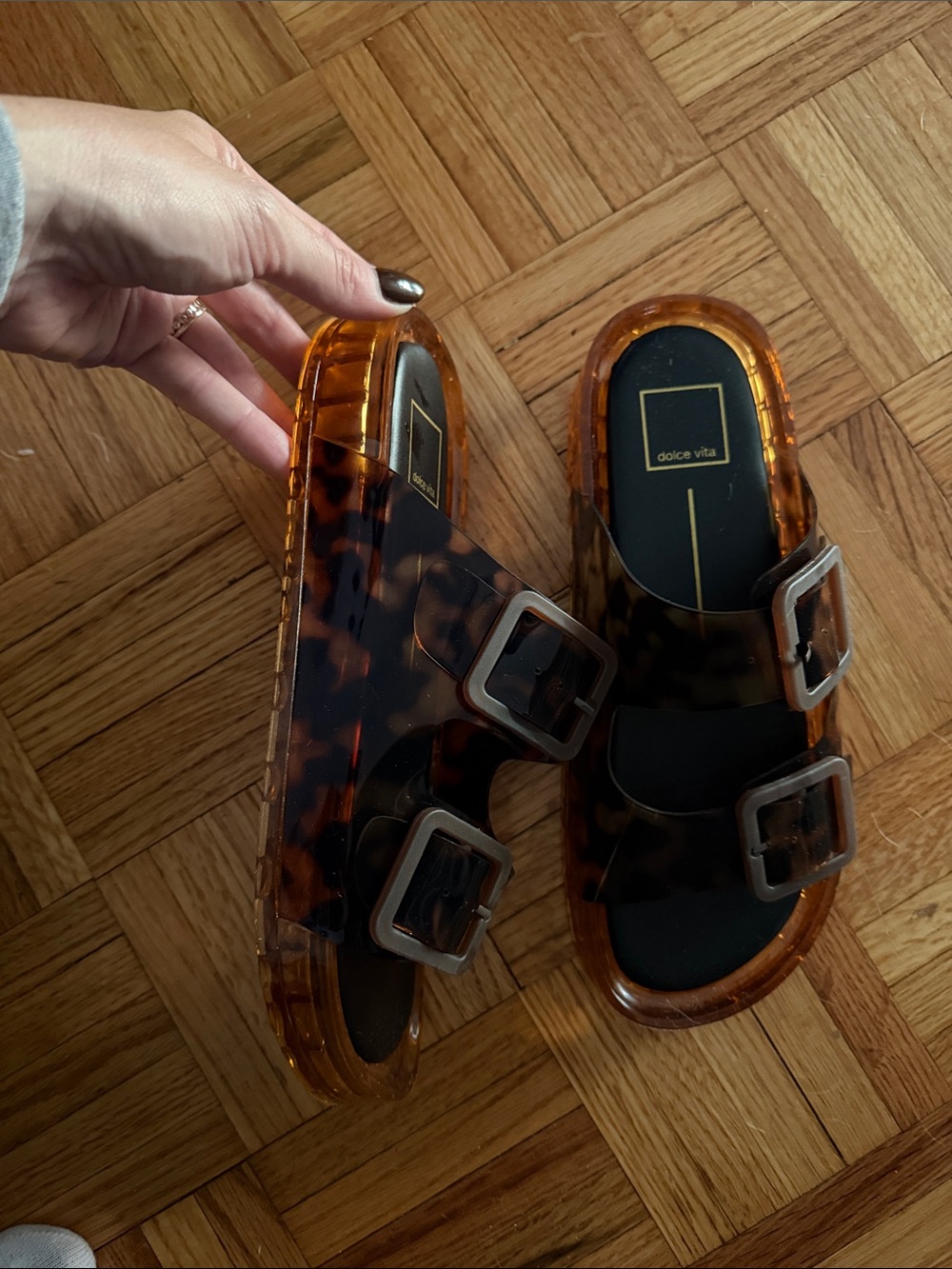 Dolce Vita Julio Slide Sandals - Picture 4 of 5